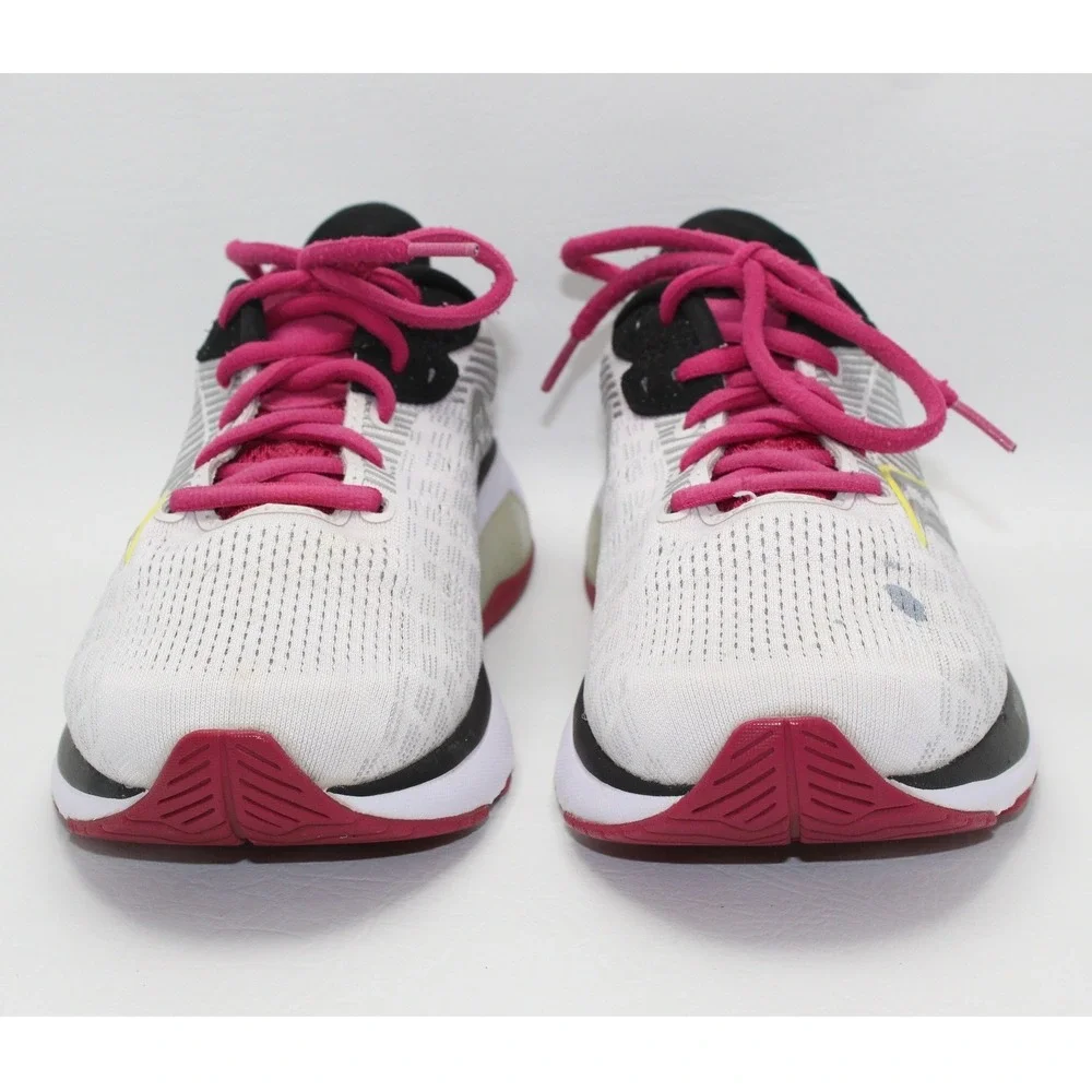 Saucony Guide 14 Womens 9 Running Shoes White Silver Pink S10654-55 Stability
